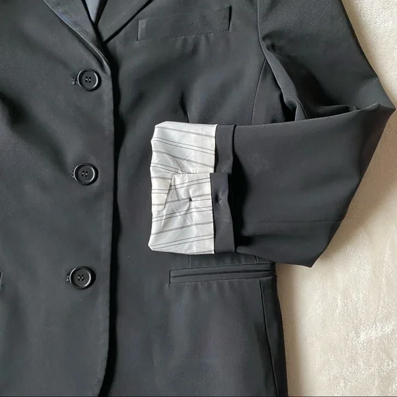 Theory, black classic blazer, size 8 - Picture 2 of 6